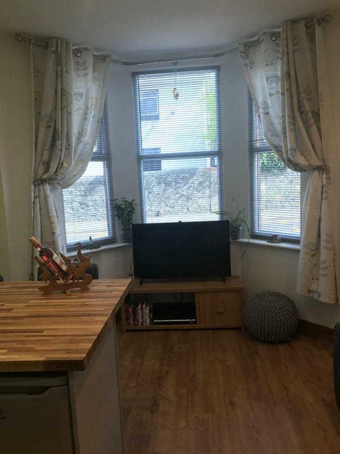 Nant Apartment - Ground Floor Менай Бридж Екстериор снимка