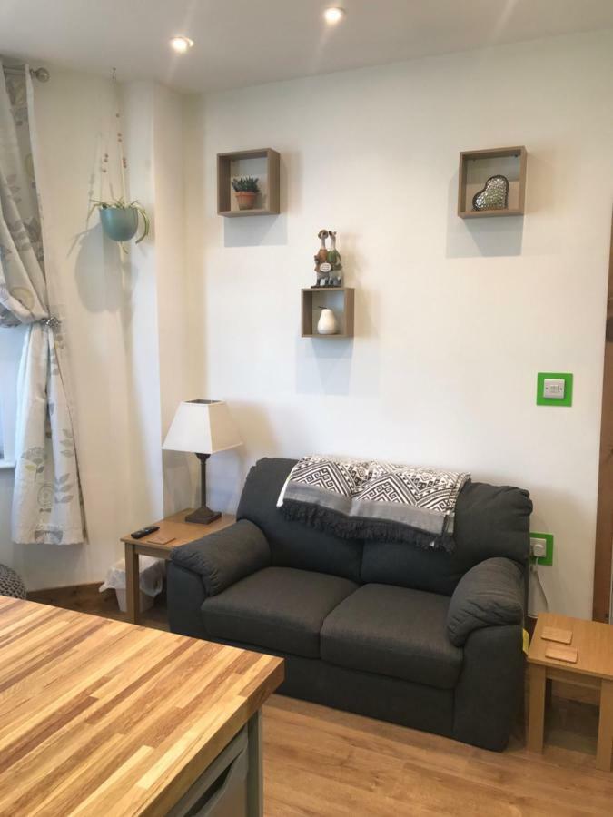 Nant Apartment - Ground Floor Менай Бридж Екстериор снимка